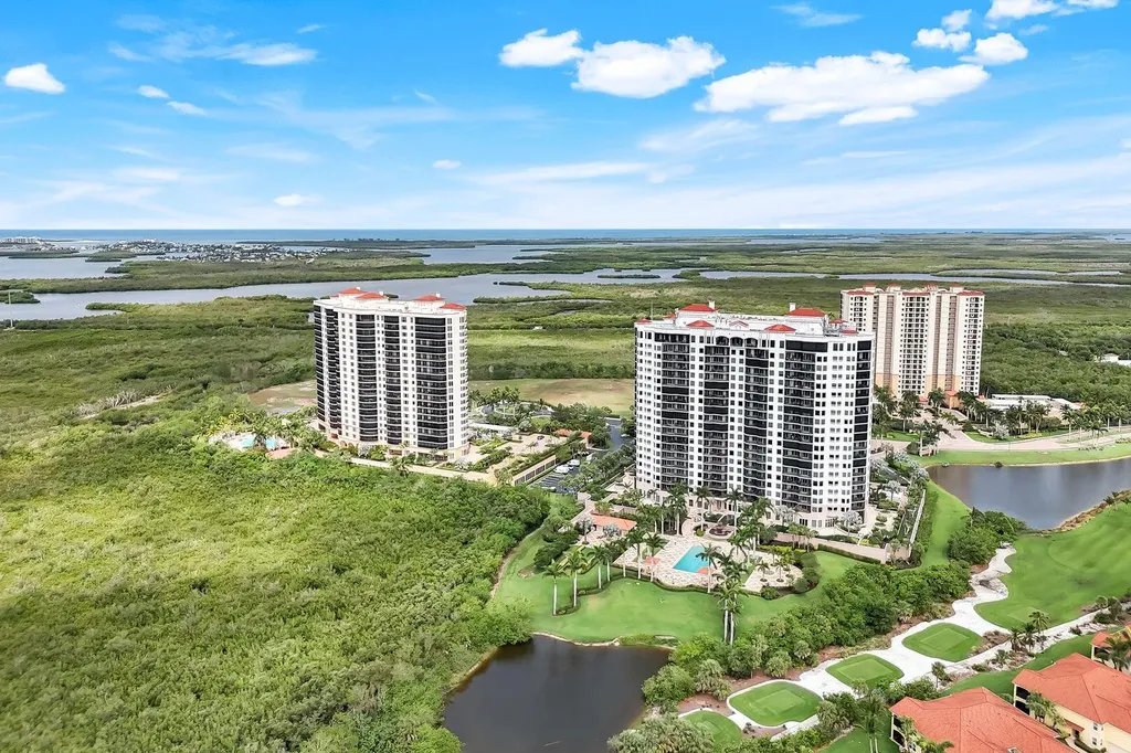 1060 Borghese Lane Naples FL 34114