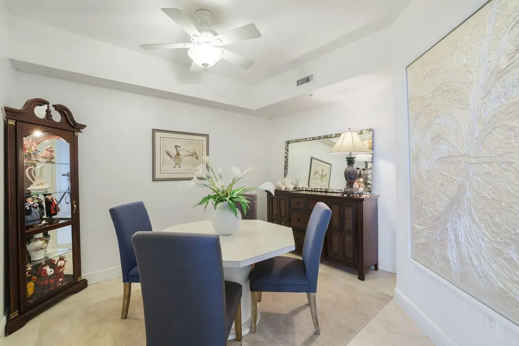 1060 Borghese Lane Naples FL 34114