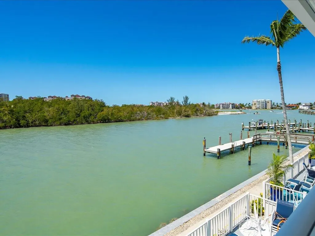 1170 Edington Marco Island FL 34145