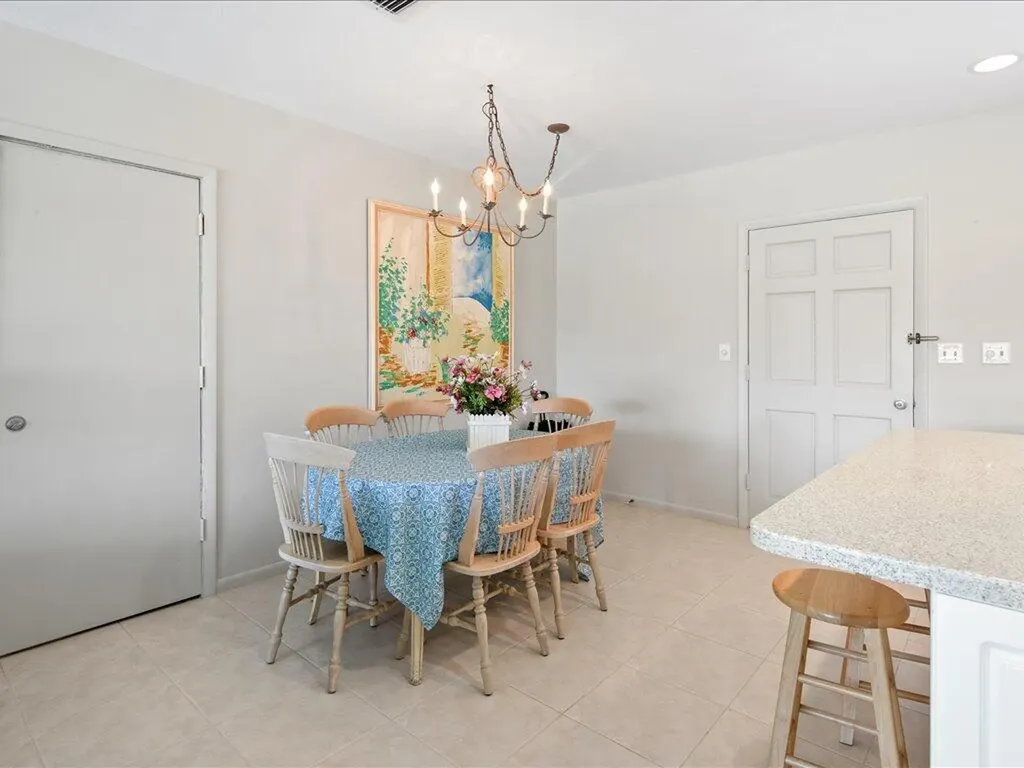 1170 Edington Marco Island FL 34145