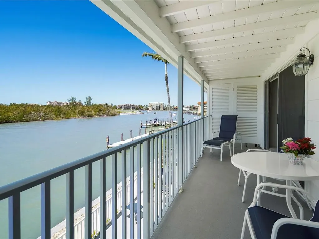 1170 Edington Marco Island FL 34145