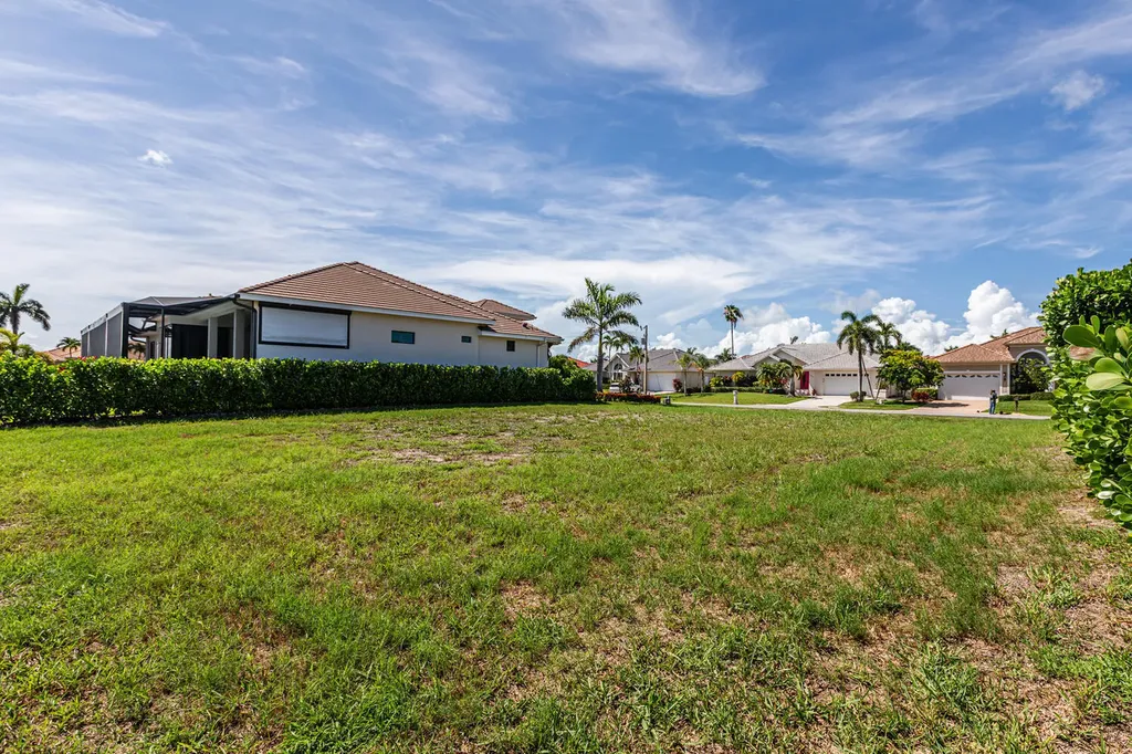 1536 Buccaneer Court Marco Island FL 34145