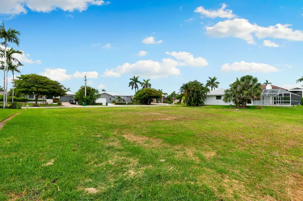 1173 Winterberry Drive Marco Island FL 34145