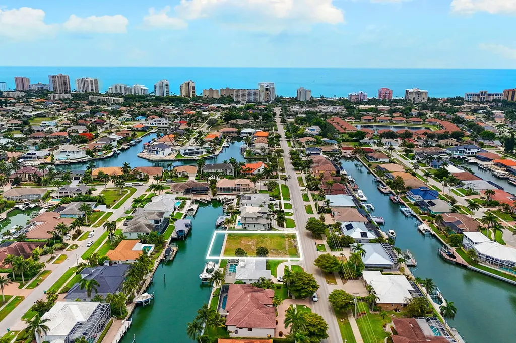 1173 Winterberry Drive Marco Island FL 34145