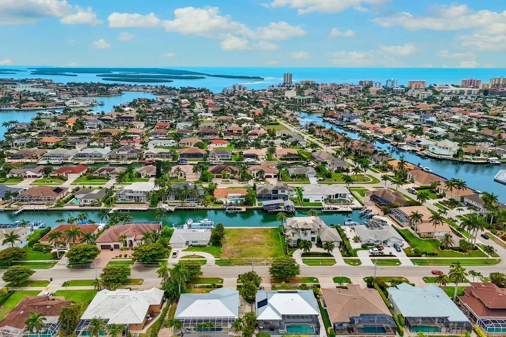 1173 Winterberry Drive Marco Island FL 34145