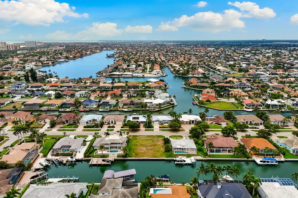 1173 Winterberry Drive Marco Island FL 34145