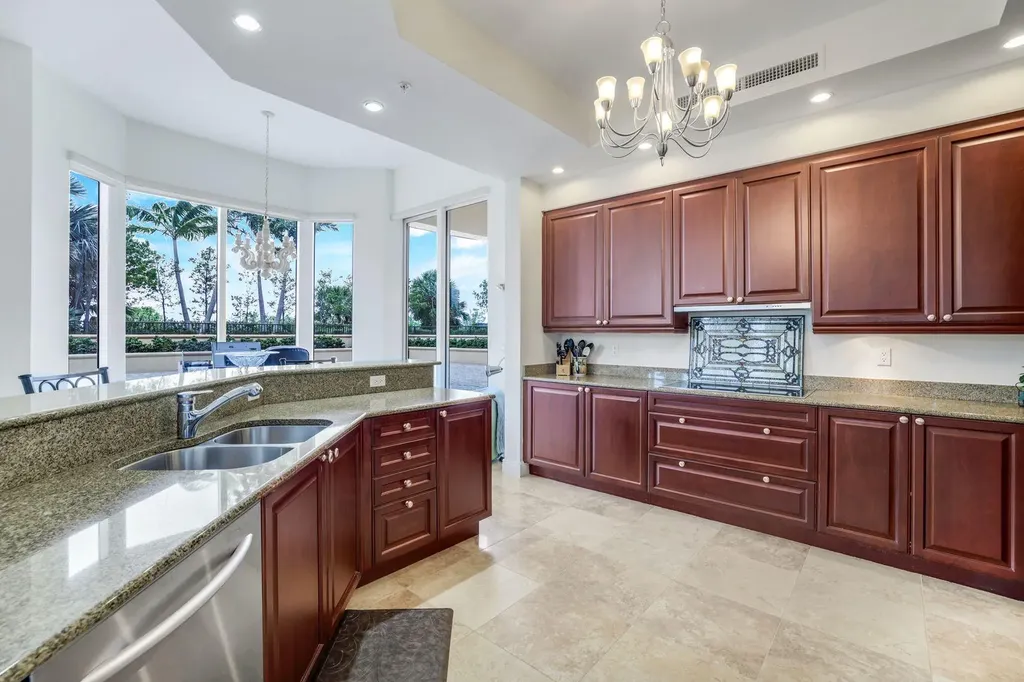 1050 Borghese Lane Naples FL 34114