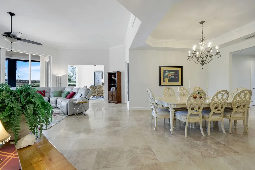 1050 Borghese Lane Naples FL 34114