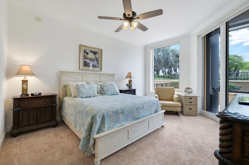 1050 Borghese Lane Naples FL 34114