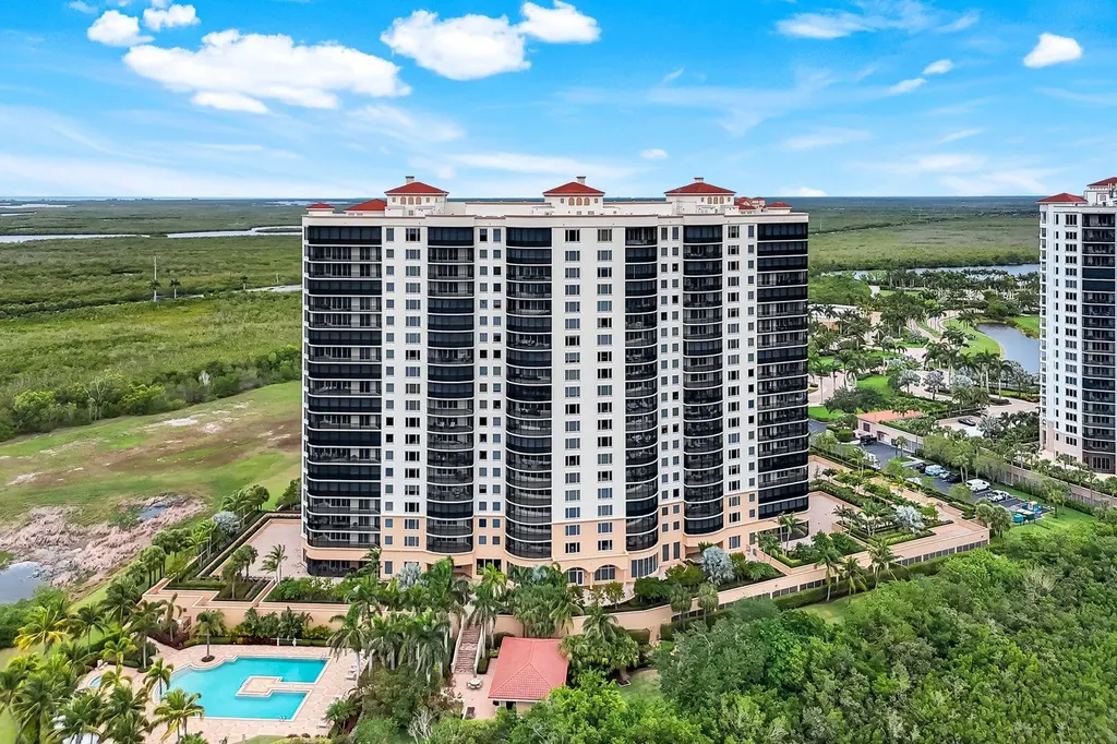 1050 Borghese Lane Naples FL 34114