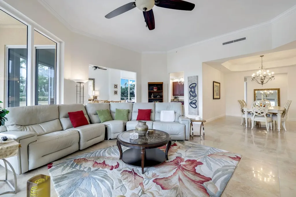 1050 Borghese Lane Naples FL 34114
