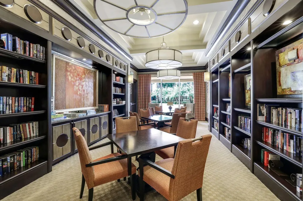 1050 Borghese Lane Naples FL 34114