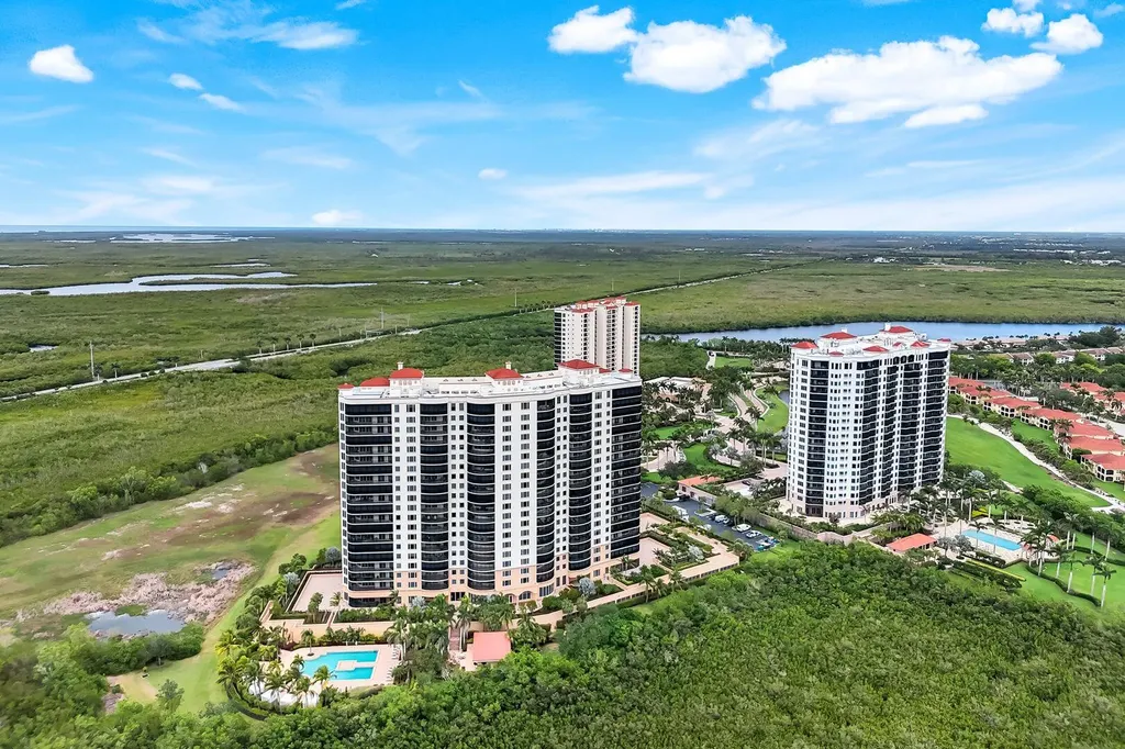 1050 Borghese Lane Naples FL 34114