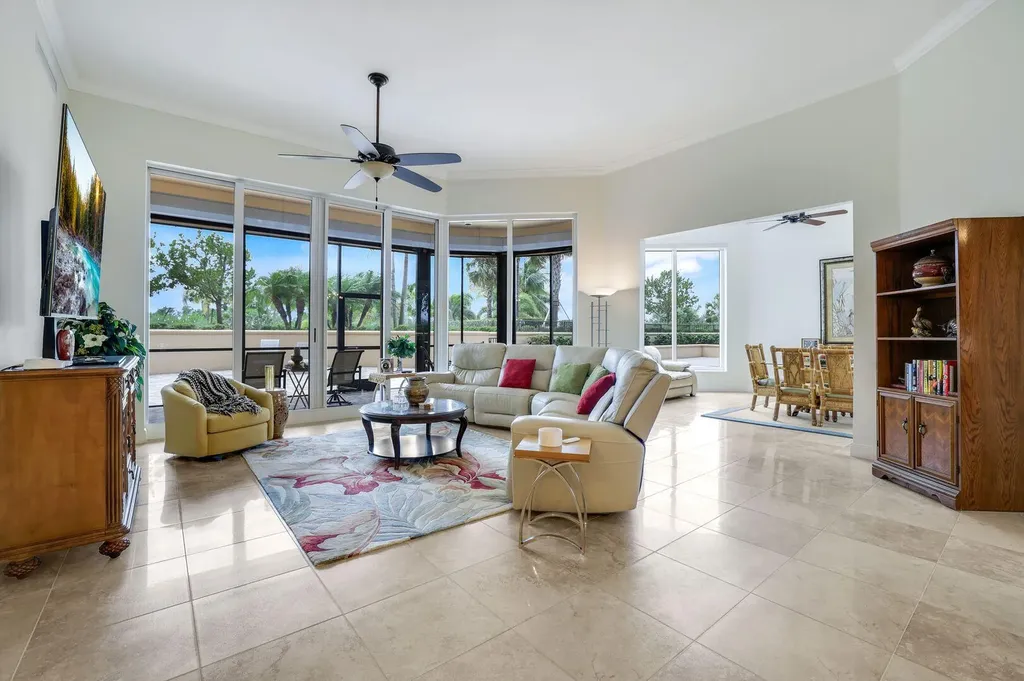 1050 Borghese Lane Naples FL 34114