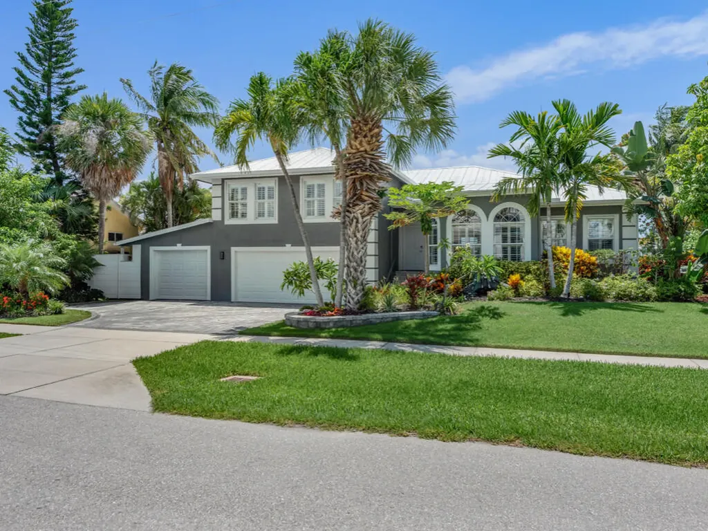 1712 N Bahama Avenue Marco Island FL 34145