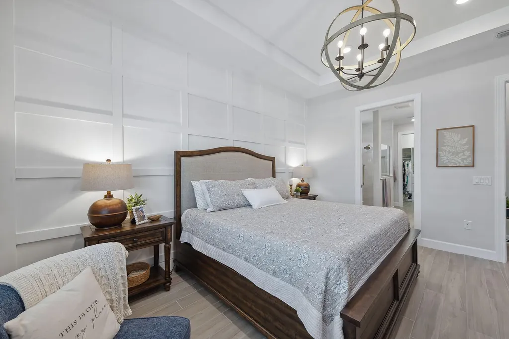 2703 Aviamar Circle Naples FL 34114