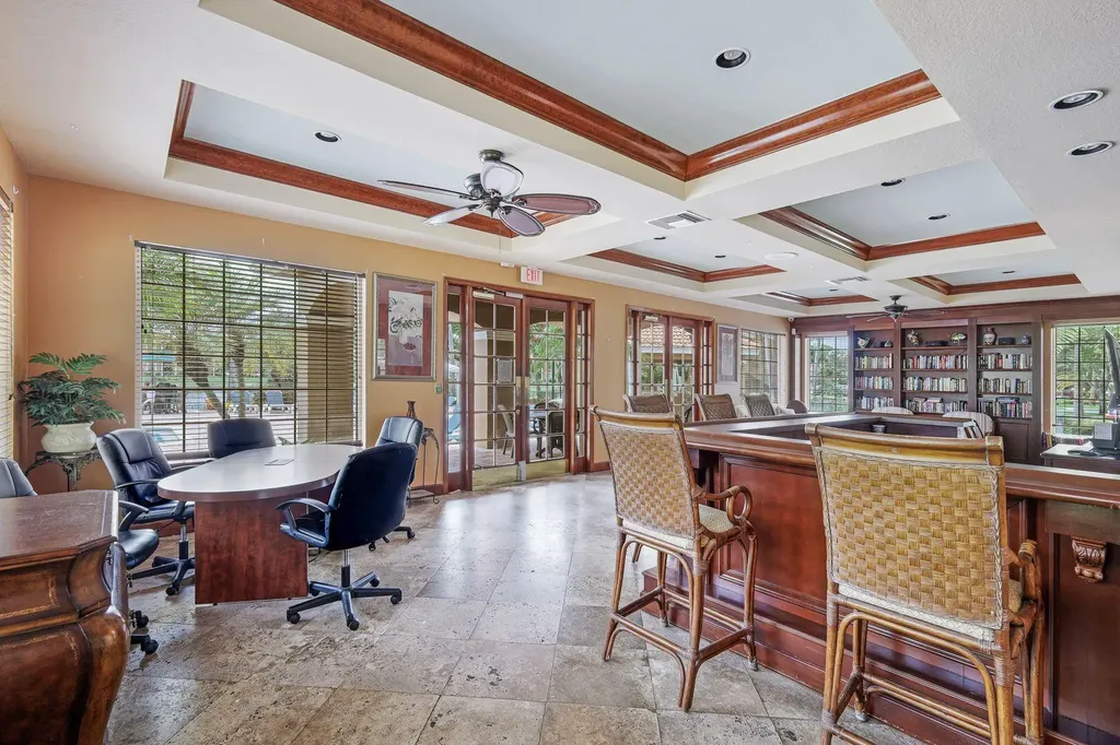 1205 Wildwood Lakes Boulevard Naples FL 34104