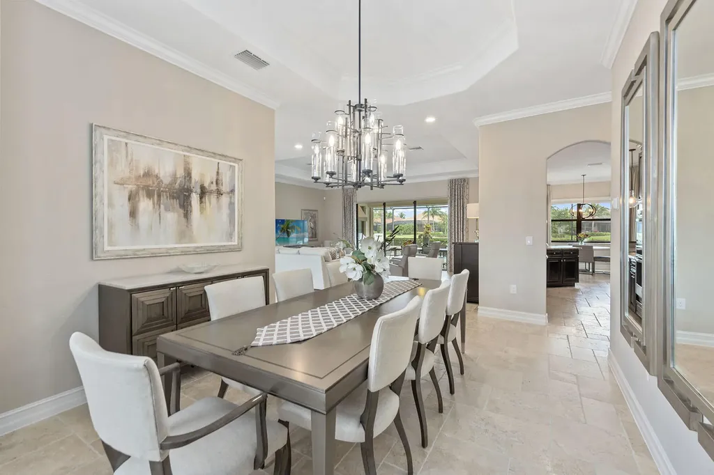 9453 Carmini Court Naples FL 34114