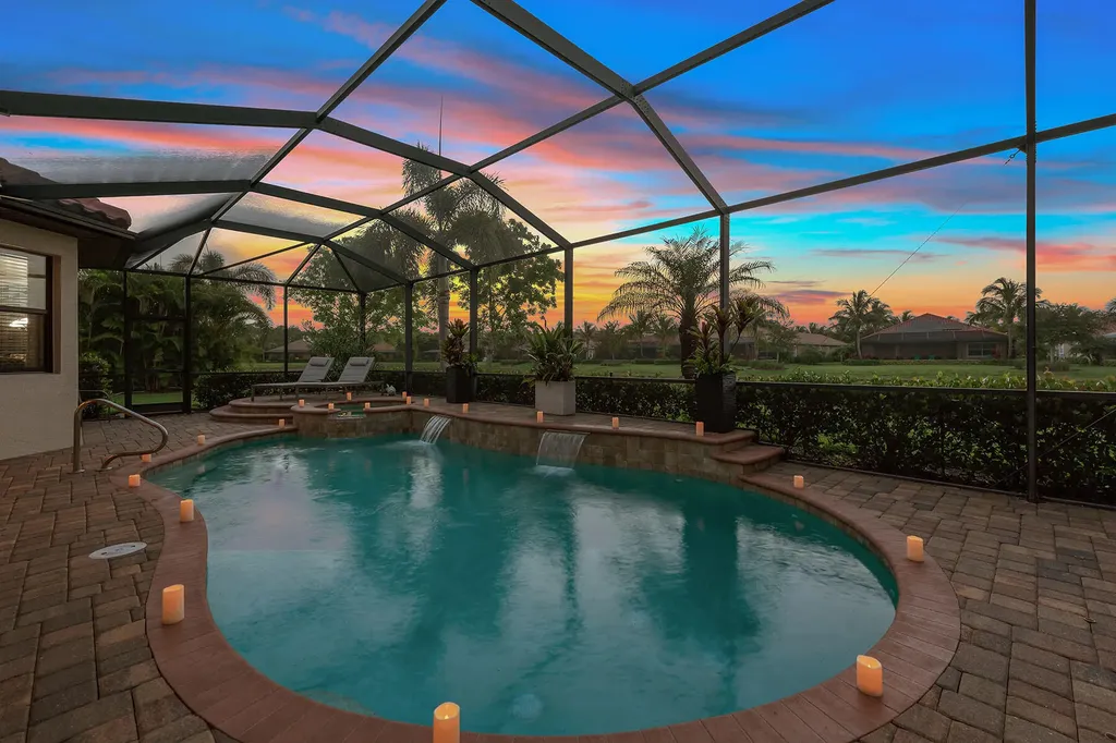 9453 Carmini Court Naples FL 34114