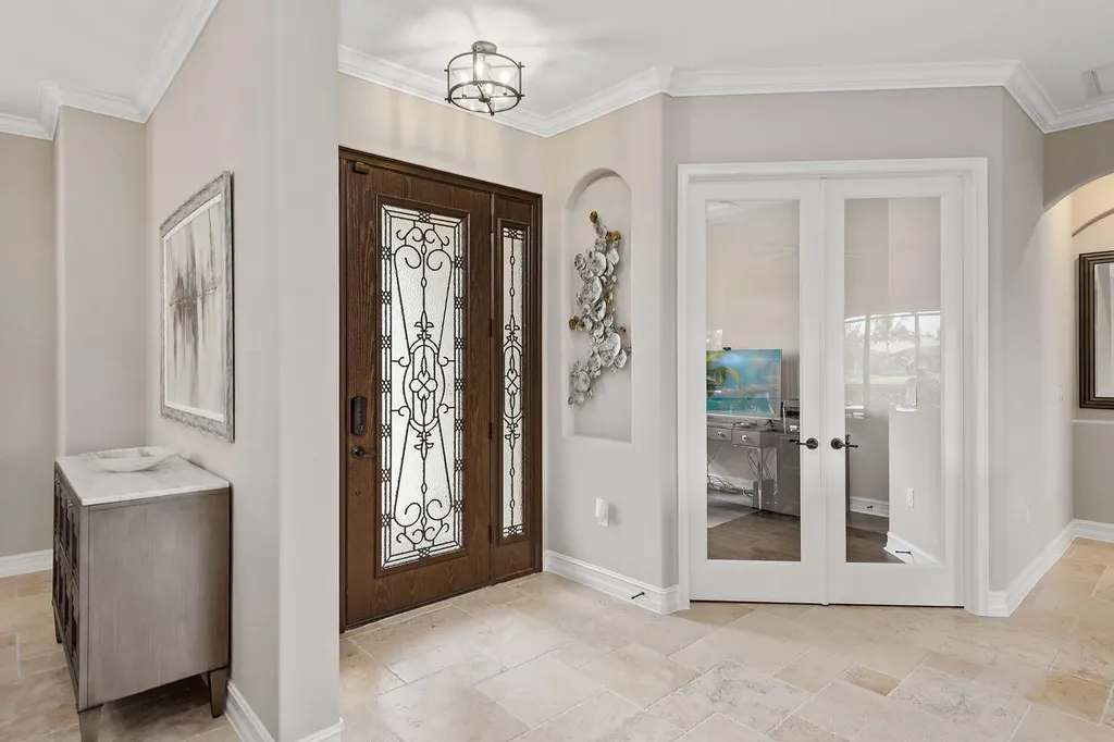 9453 Carmini Court Naples FL 34114