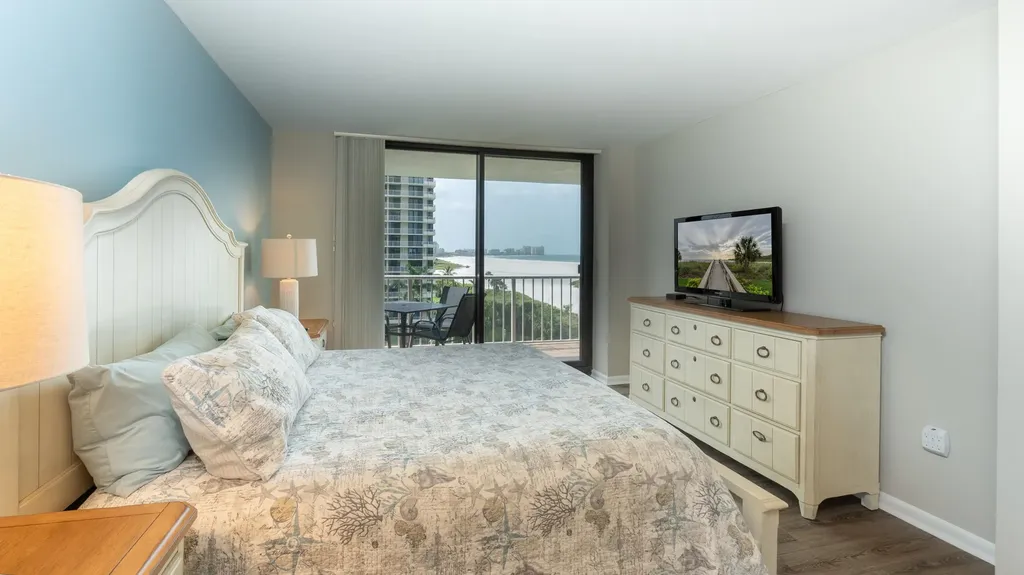 440 Seaview Court Marco Island FL 34145