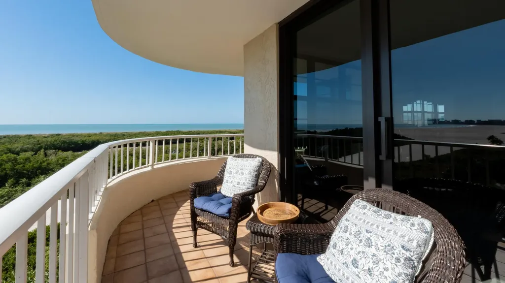 440 Seaview Court Marco Island FL 34145