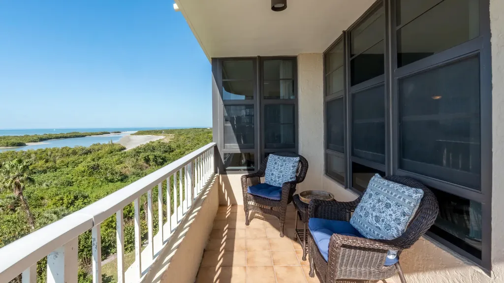 440 Seaview Court Marco Island FL 34145