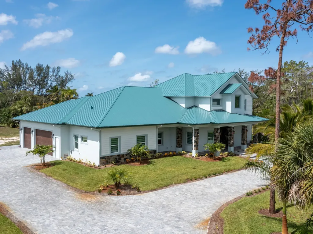 256 Price Street Naples FL 34113