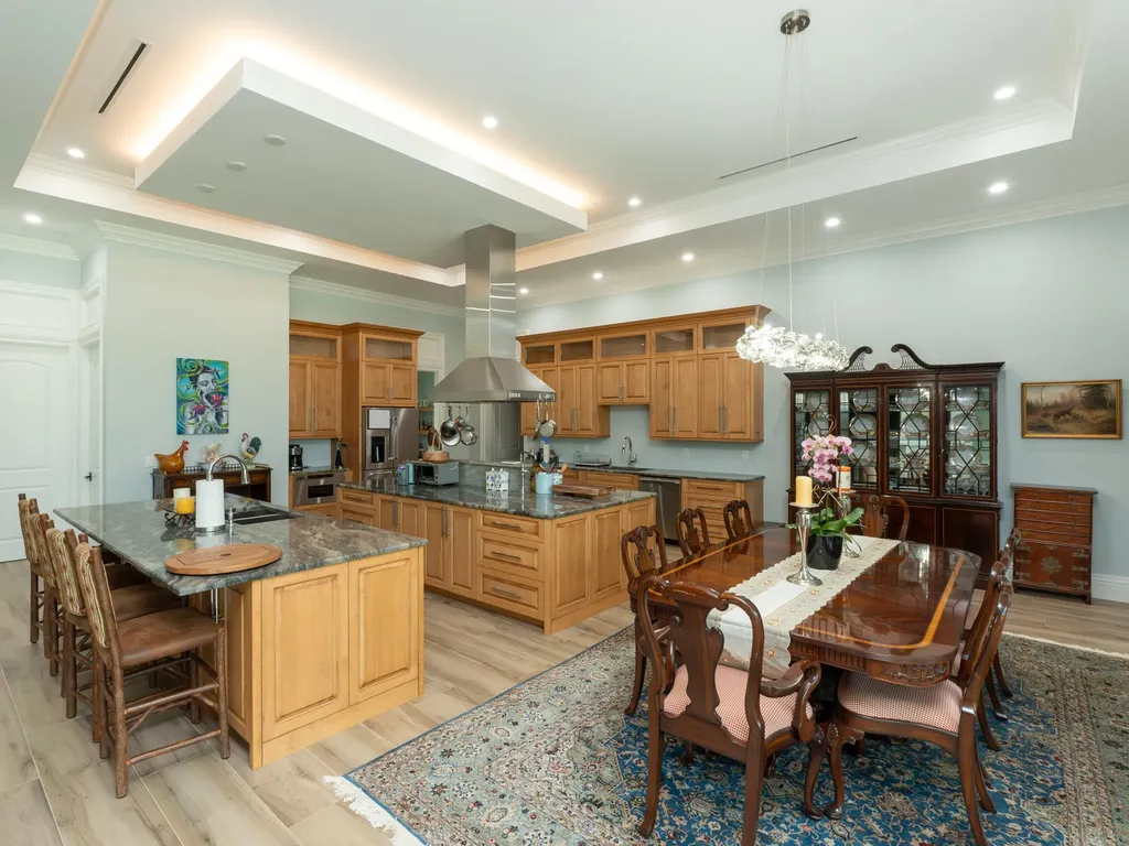 256 Price Street Naples FL 34113