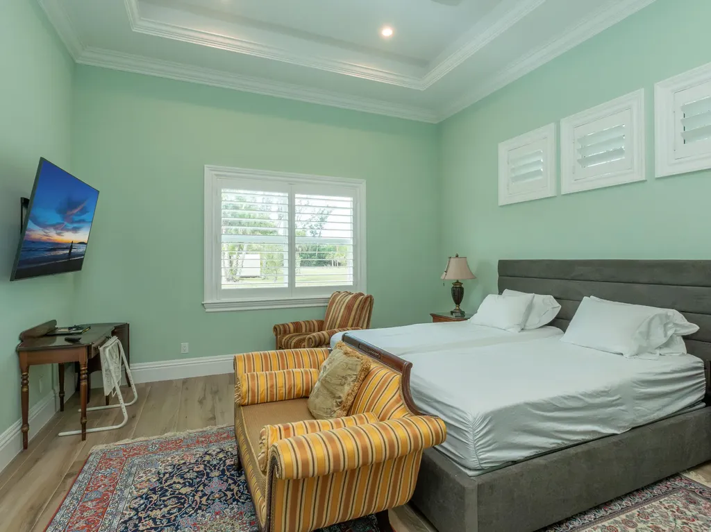 256 Price Street Naples FL 34113