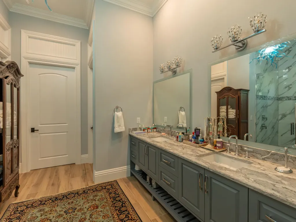 256 Price Street Naples FL 34113