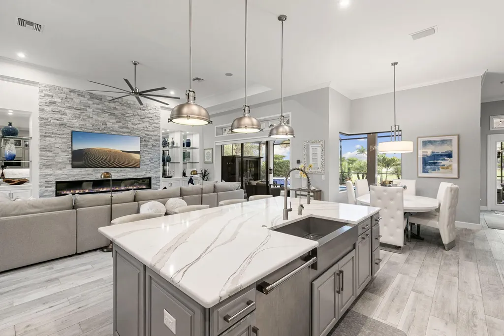 11699 Caleri Court Fort Myers FL 33913