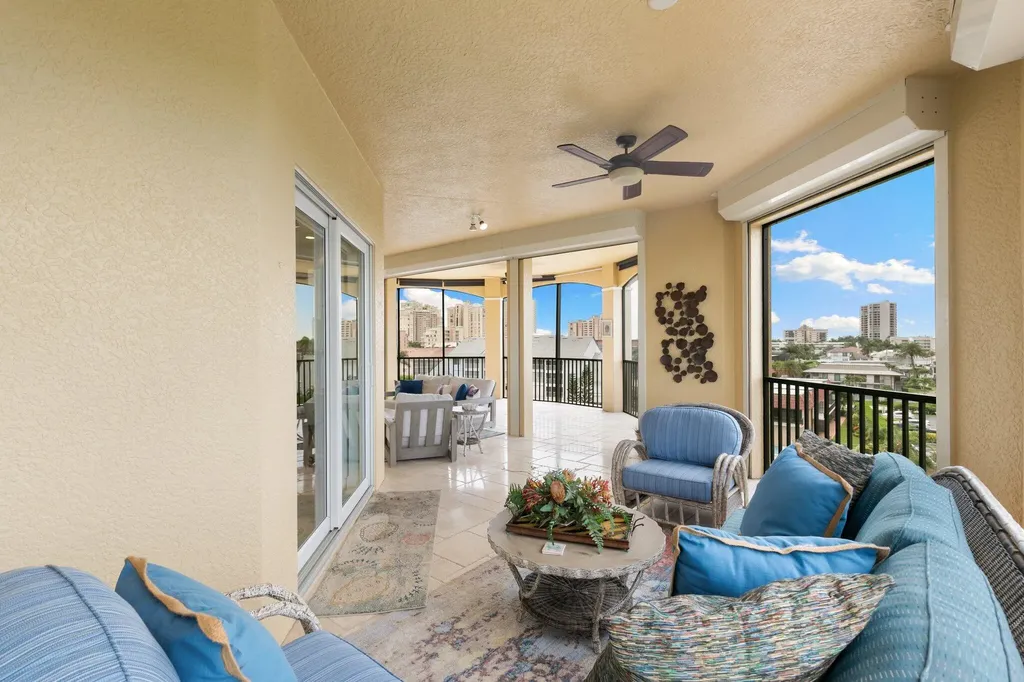 908 Panama Court Marco Island FL 34145