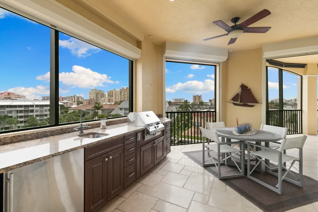 908 Panama Court Marco Island FL 34145