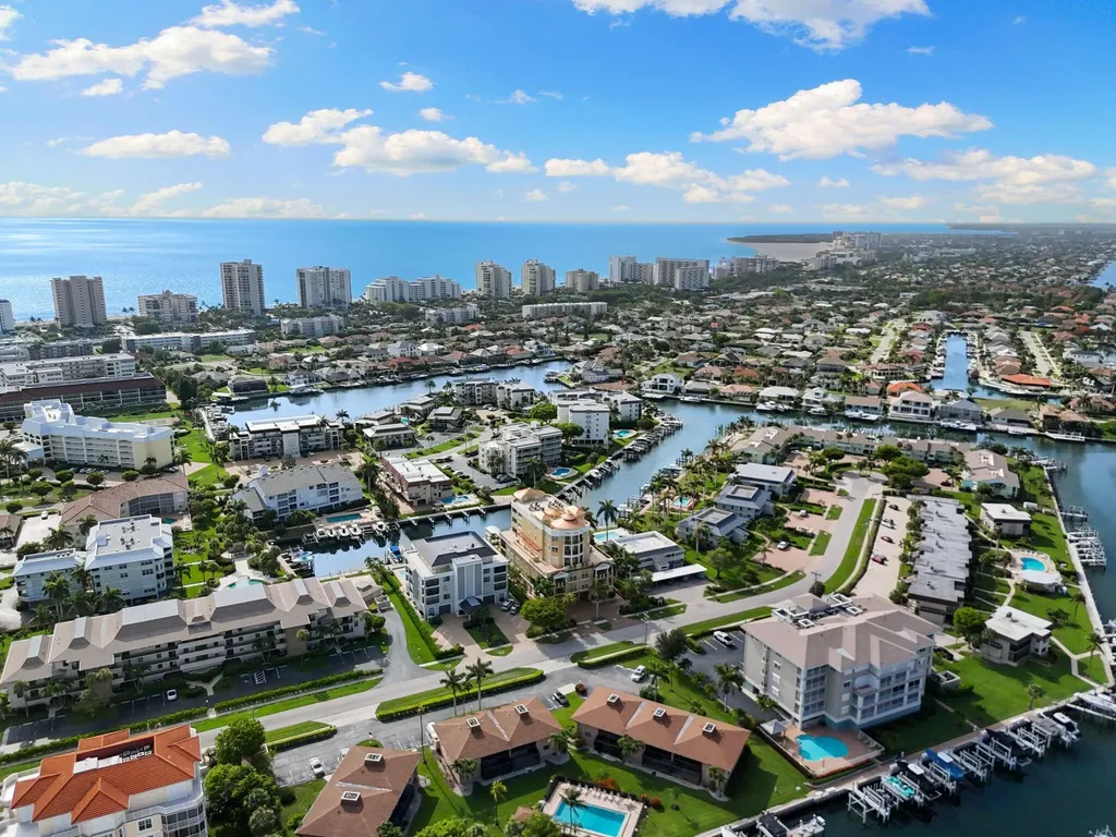 908 Panama Court Marco Island FL 34145