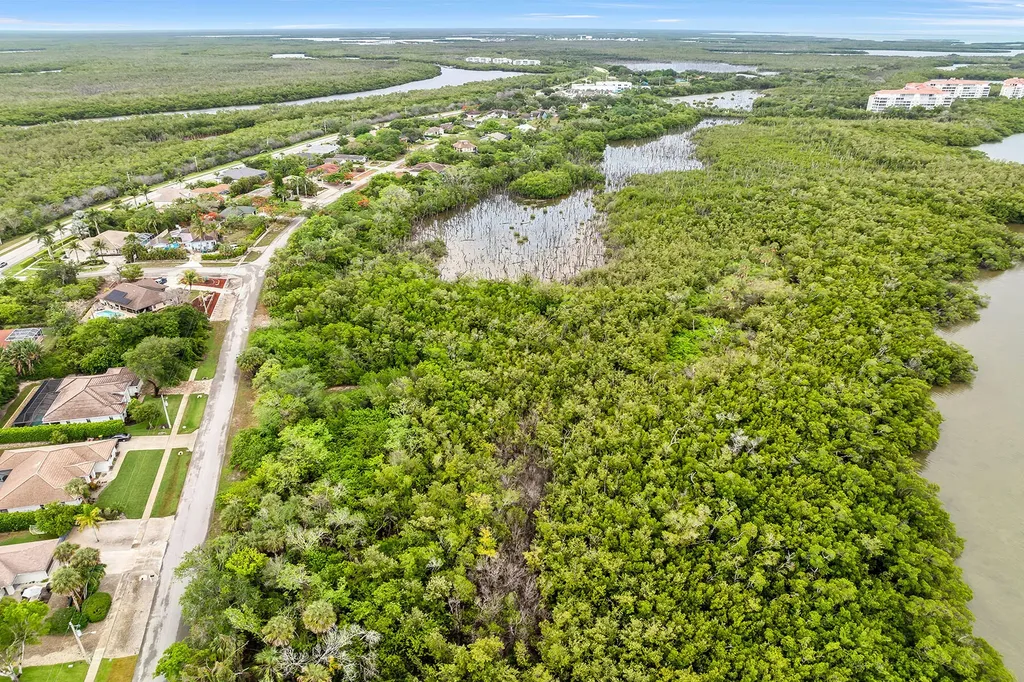 2023 Sheffield Avenue Marco Island FL 34145