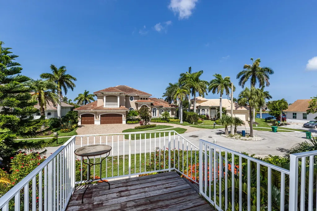 1218 Treasure Court Marco Island FL 34145