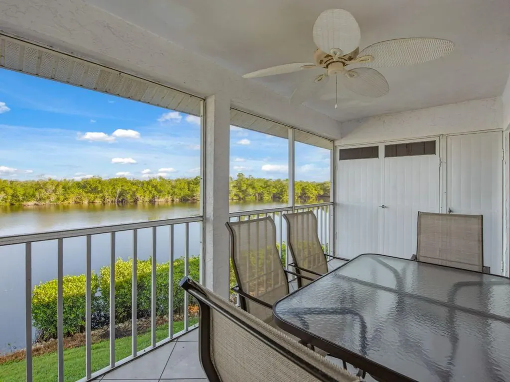 1315 Mainsail Drive Naples FL 34114