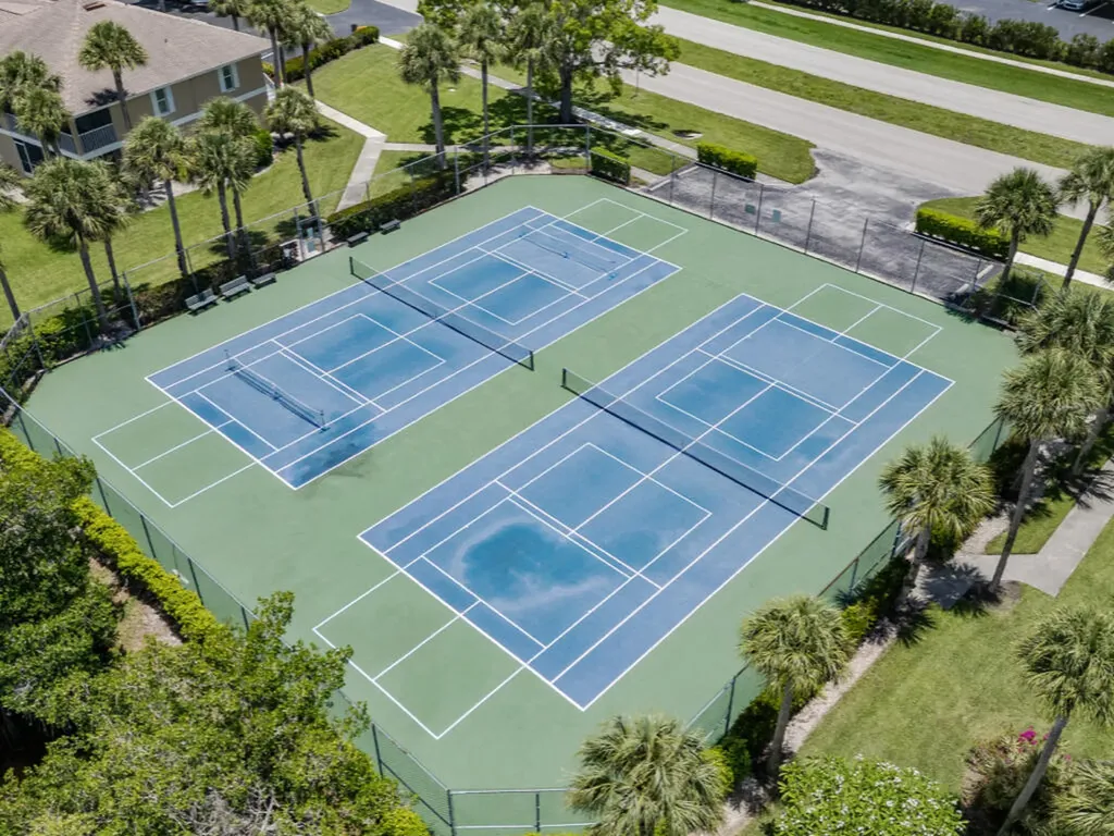 1315 Mainsail Drive Naples FL 34114