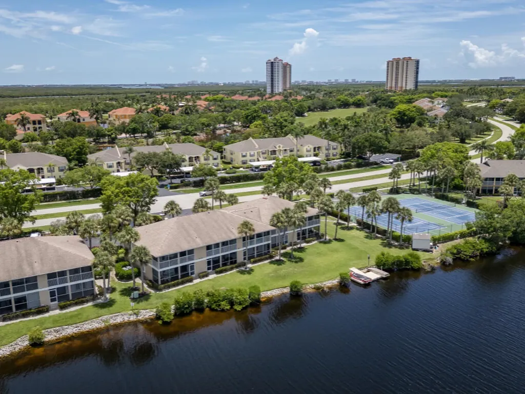 1315 Mainsail Drive Naples FL 34114