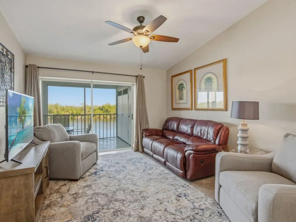 1315 Mainsail Drive Naples FL 34114