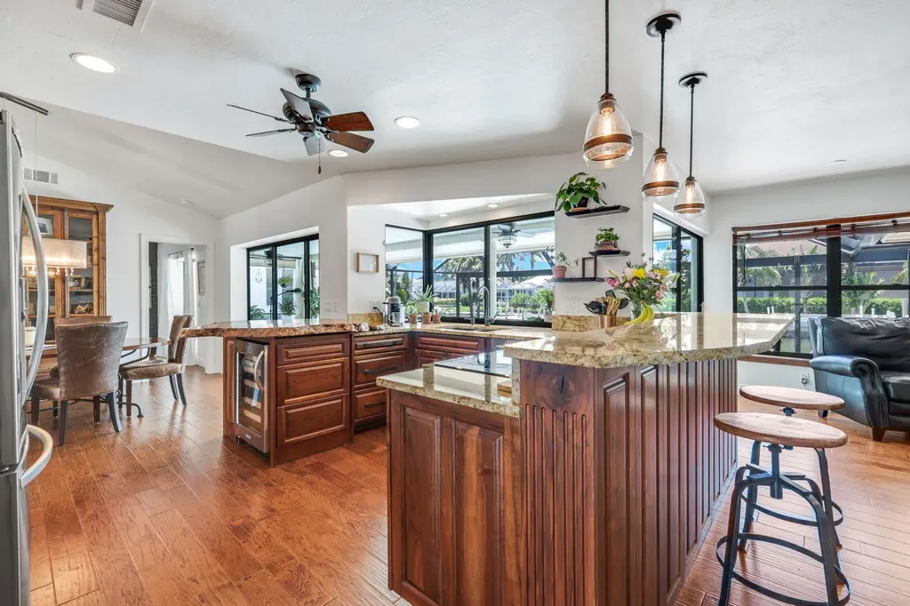284 Polynesia Court Marco Island FL 34145