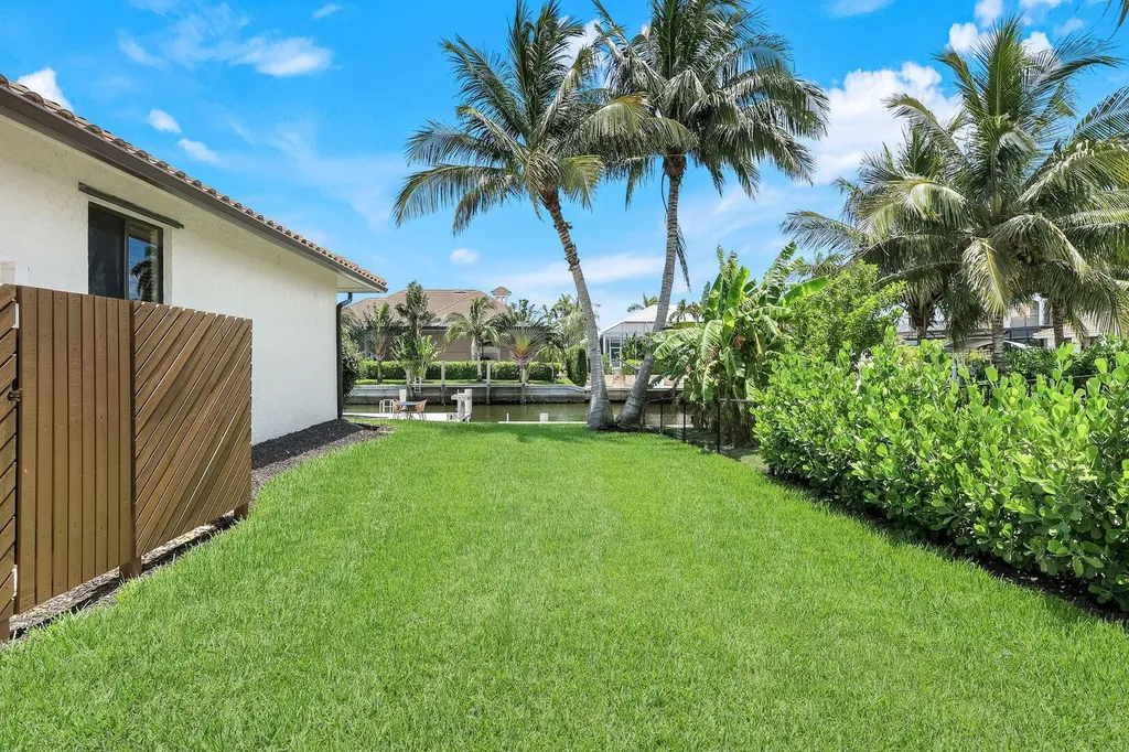 284 Polynesia Court Marco Island FL 34145