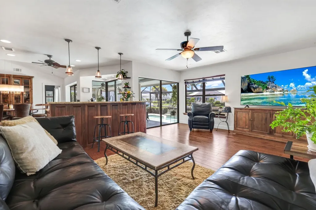 284 Polynesia Court Marco Island FL 34145