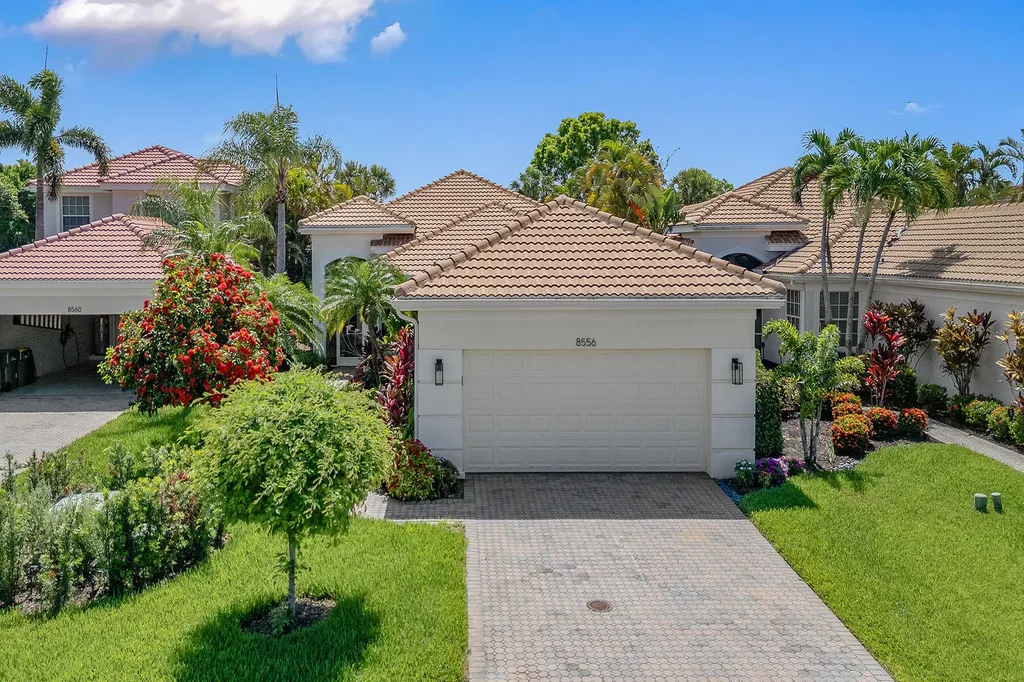 8556 Pepper Tree Way Naples FL 34114