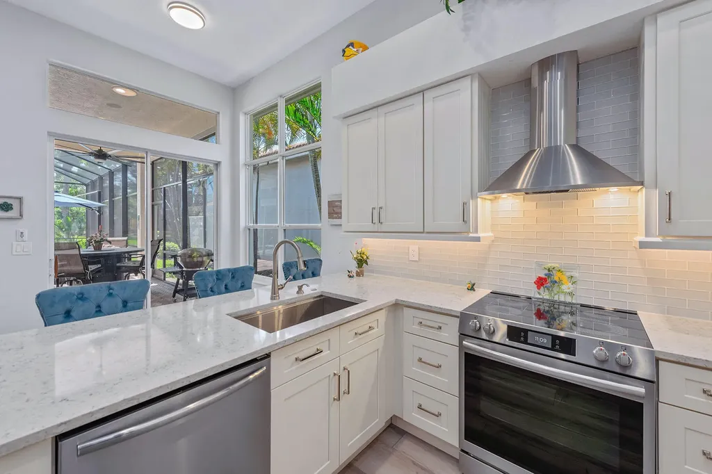 8556 Pepper Tree Way Naples FL 34114