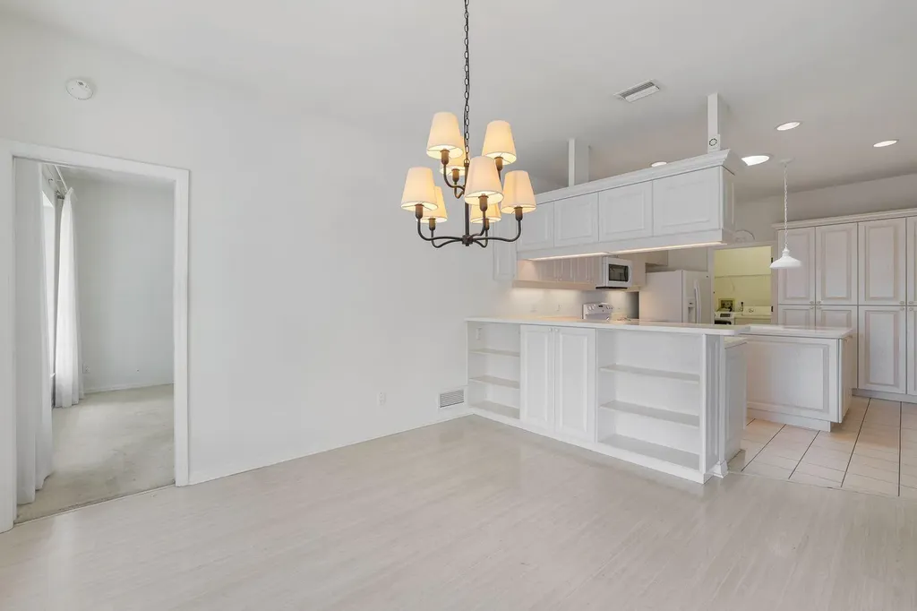 1895 Woodbine Court Marco Island FL 34145