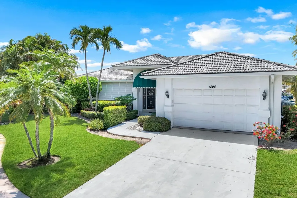 1895 Woodbine Court Marco Island FL 34145