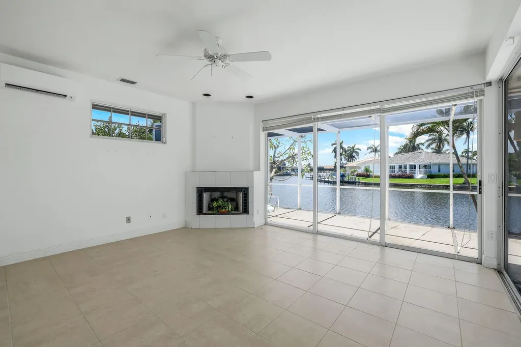 1895 Woodbine Court Marco Island FL 34145