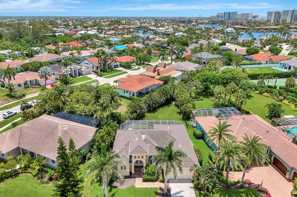 628 Hernando Drive Marco Island FL 34145